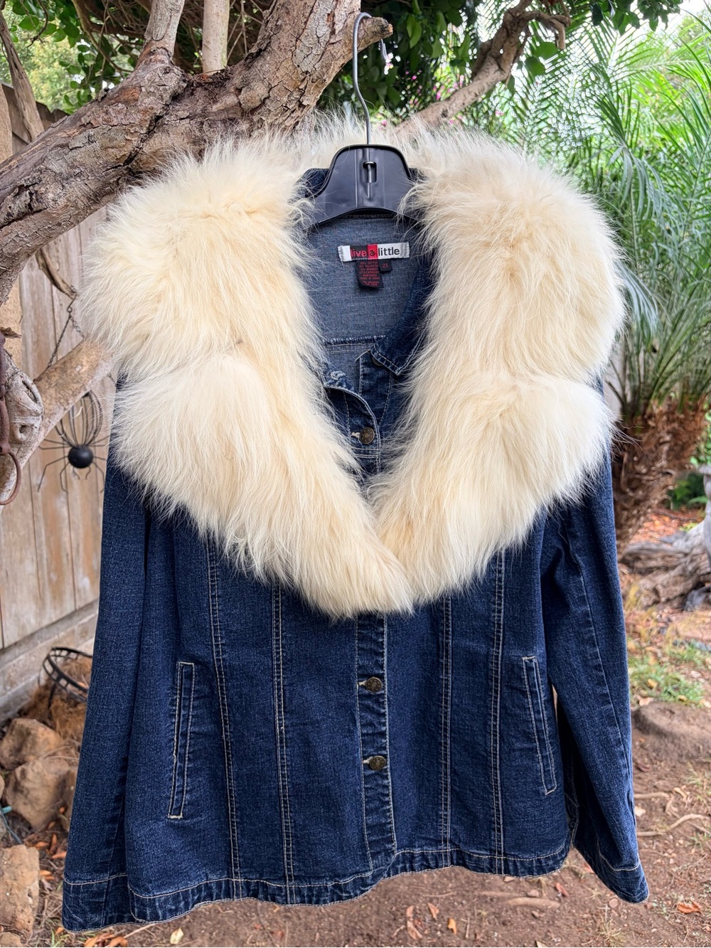 Fluffy Fox Fur Big Collar Cute For The Holidays Fair Shape